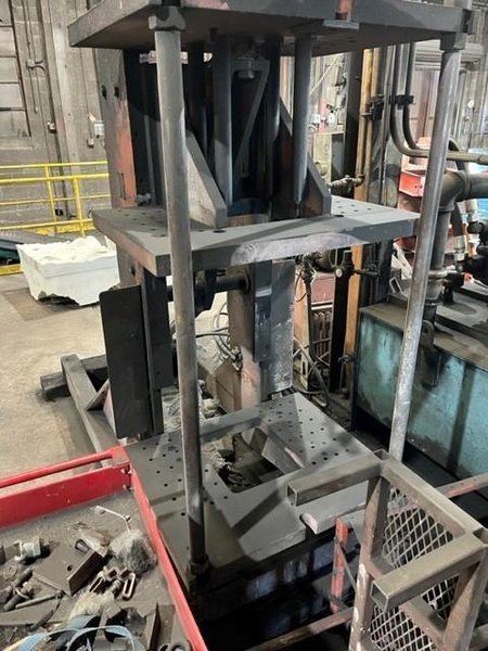 Hall model 2H tilt pour molding machine 26x32 front platen, 224x 32 rear platen, s/n 201687 with hydraulic system and controls