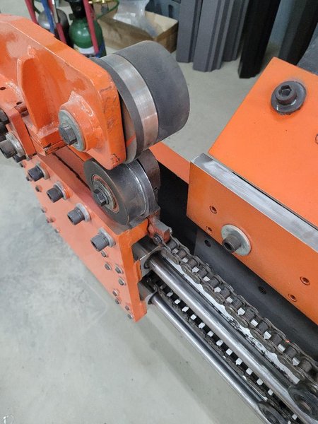 Ameco 18-FD10-6100-H Folding Machine, 2024