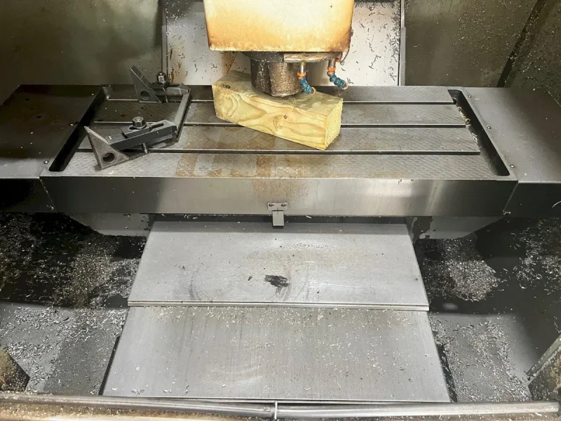 USED FADAL VMC 40 VERTICAL MACHINING CENTER