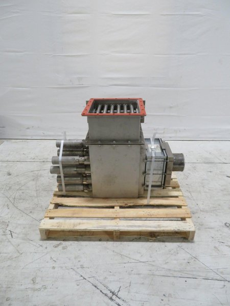 Resin Distribution Box Equipped with Bunting Magnet, Multi Port Take Offs