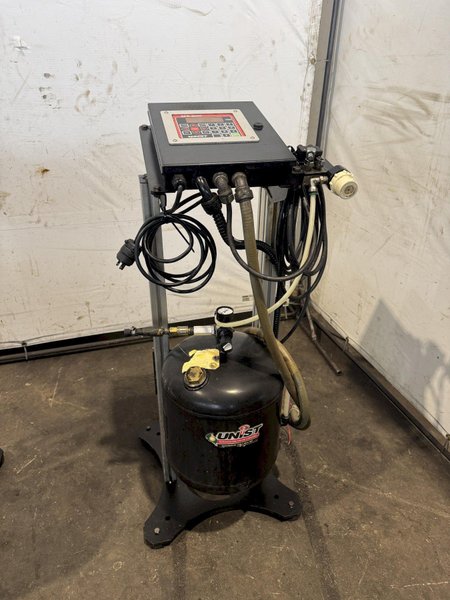 UNIST SPR-2000 LUBRICATION SPRAY ROLLER. STOCK # 0885525