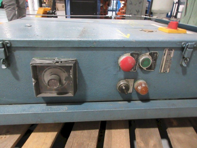 Sweco Vibro-Energy FMD-10HA Finishing Mill, 10 Cubic Ft Hopper, with Rotary Agitator