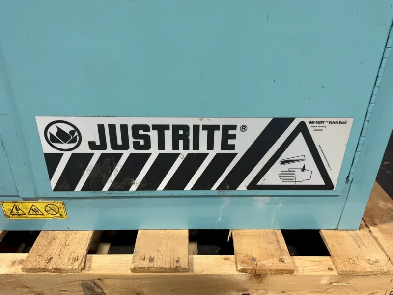 JUSTRITE 2 @ 30 GAL ACID &amp; CORROSIVE STORAGE CABINET  -  899062