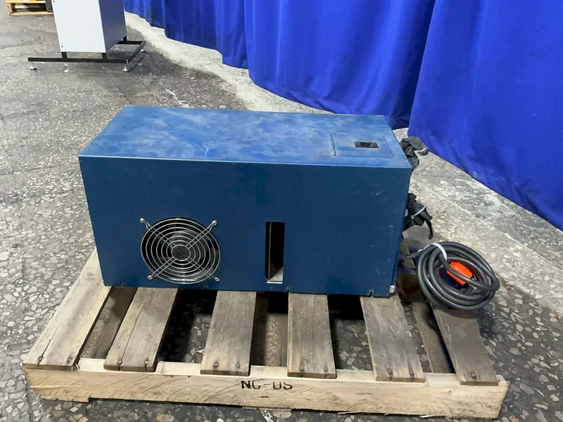 NOAH PRECISION CHILLER  -  2002