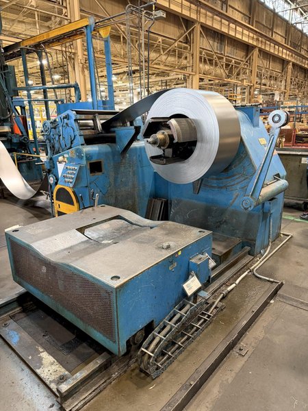 500 TON VERSON S2-500-108-60T STRAIGHT SIDE DOUBLE CRANK PRESS. STOCK # 0329626