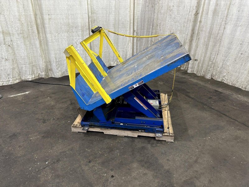 4000 LB GLOBAL LIFT AND TILT TABLE: STOCK #77579