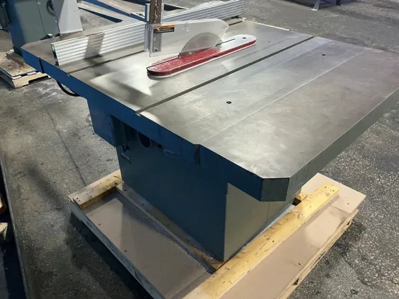 DELTA 12" SAW BLADE TABLE SAW  -  34790A / RT40