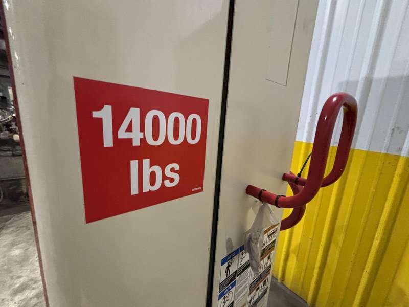 (4) 14,000 LBS STERTIL-KONI ST-1064FWA MODEL #38627535-05  ELECTRIC BATTERY WIRELESS HEAVY DUTY MOBILE COLUMN VEHICLE LIFTS 2019: STOCK #23595