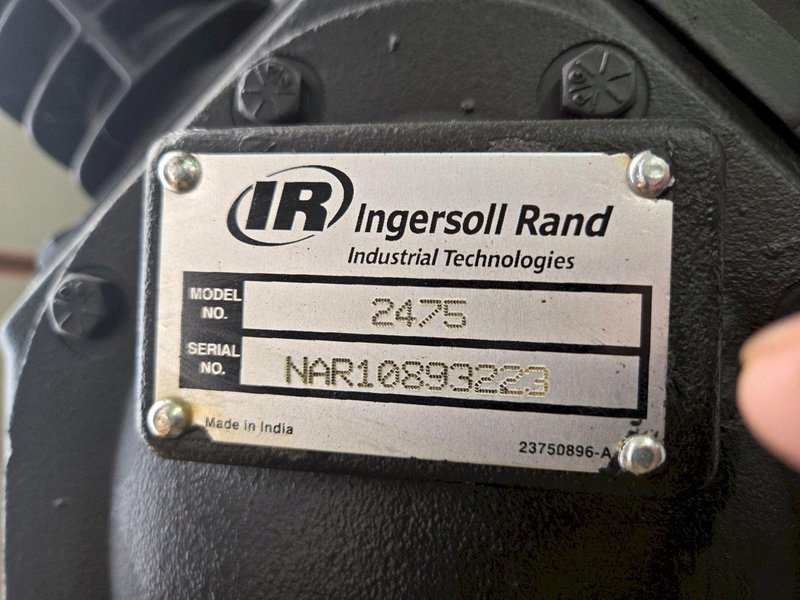 INGERSOLL RAND 2475 AIR COMPRESSOR
