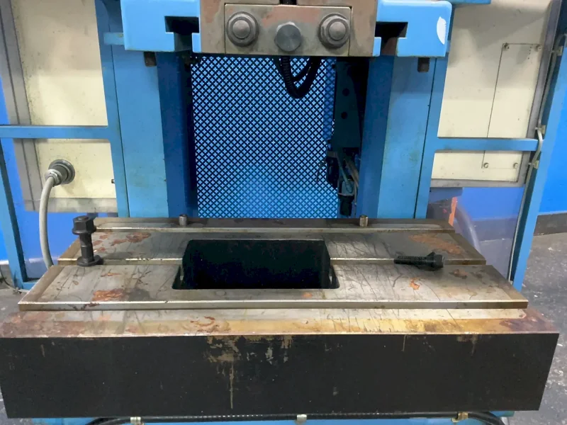 WASINO ENGINEERING 450 KN GAP FRAME PRESS  -  PUX45AD