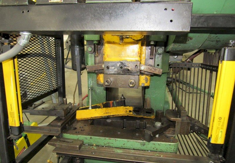 22 TON MINSTER NO 3 OBI FLYWHEEL PRESS. STOCK # 0773725