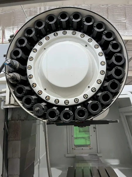 Yama Seiki VMB-1100 CNC Vertical Machining Center – Mill