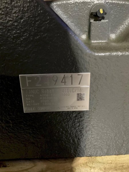 FANUC M-410IC/185 ROBOT W R-30IB PLUS CONTROLLER USED