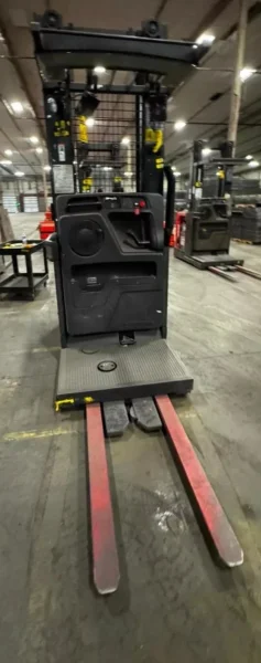 3000 LBS RAYMOND MODEL #540-OPC30TT ORDER PICKER FORKLIFT 2016 4,612 Hours : YOBRO #25406