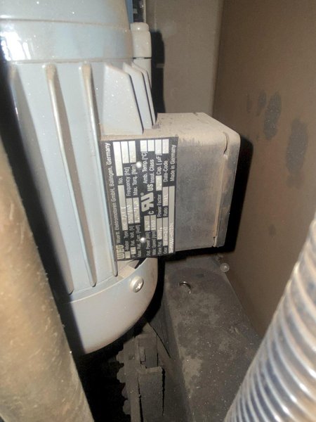 60" WIDE LISSMAC MODEL #SBM-M1500 DESCALER / BELT GRINDER: STOCK #20990