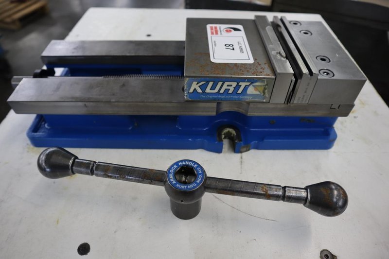 Kurt DX6 6" Machine Vise with Hard Jaws and Arm Lock Handle- Auction Item