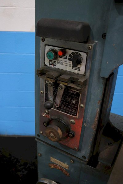 RUTLAND VERTICAL BAND SAW: STOCK #75327