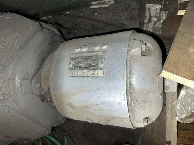 36&quot; X 120&quot; X 40 HP GRAY 3-HEAD OPENSIDE PLANER: STOCK #22561