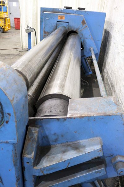 8' X 3/16" MONTGOMERY HYDRAULIC PLATE BENDING ROLL: STOCK #72775