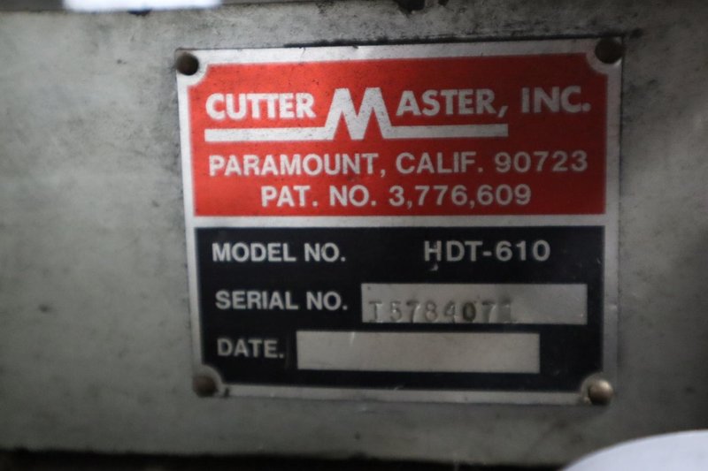 CutterMaster HDT-610 End Mill Sharpener – With Cabinet &amp; Tooling Set- Auction Item