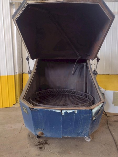 ROTARY CLAMSHELL TYPE HEATED PARTS WASHER:  STOCK #16565