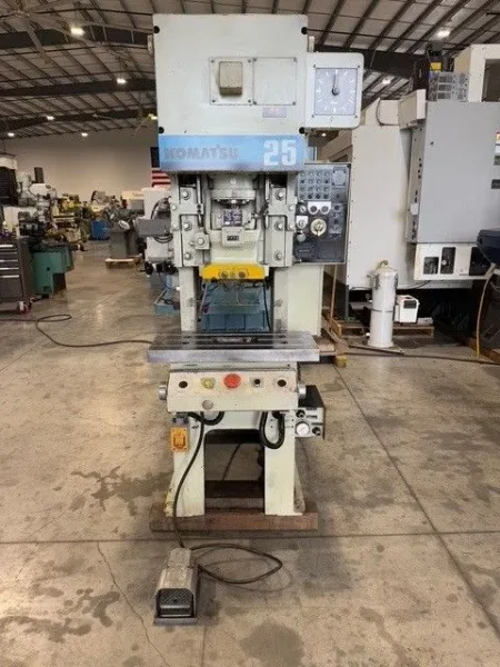 KOMATSU  OBS-25  25 Ton Gap Frame Press 1995’ # 7224