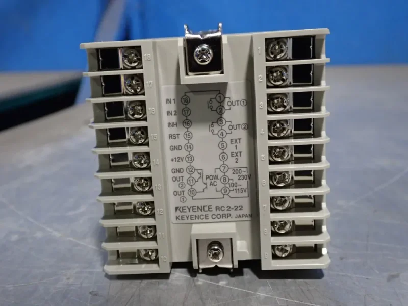 KEYENCE HIGH SPEED COUNTER  -  RC2-22K