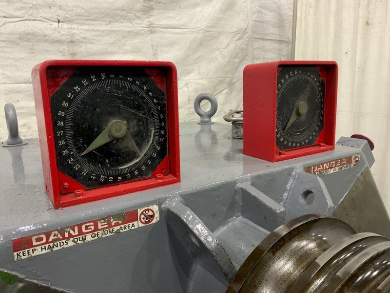 6"X 6" X 5/8" ROUNDO MODEL R6 ANGLE BENDING ROLL : STOCK #80903