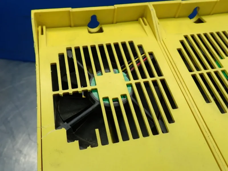 GE FANUC SERIES 18-TA 4-SLOT BACKPLANE MODULE  -  A02B-0130-B512