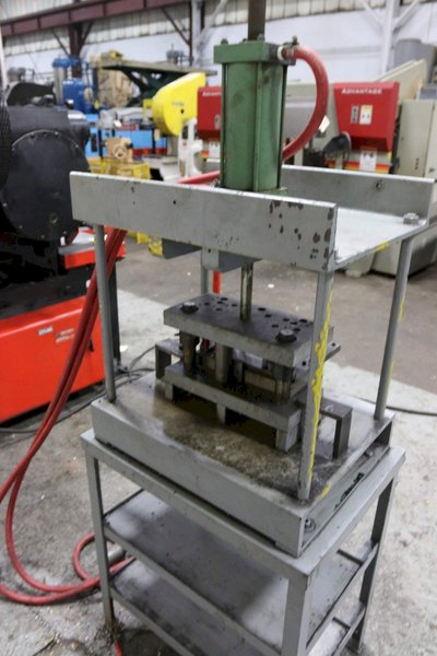 2 TON CUSTOM PNEUMATIC 4 POST PRESS: STOCK #69324