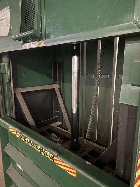 60″ Intertek Vertical Downstroke Baler V63OCC, 2016