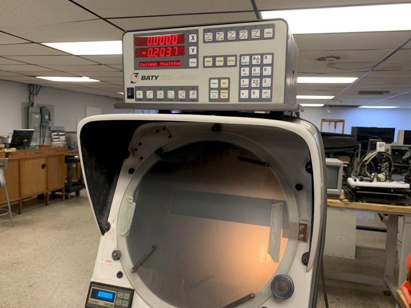 14" Gagemaster Model 29/GM3 Bench Top Optical Comparator, s/n 144673488.