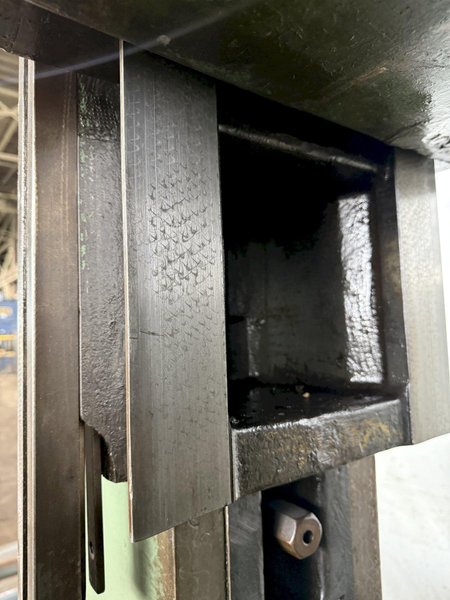 36" ROCKFORD MODEL SL HYDRAULIC VERTICAL SLOTTER WITH TOOLING. STOCK # 0668025