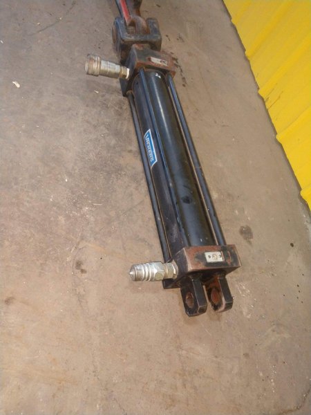 4" TO 24" PETOL GEARENCH MODEL #U118-116H HYDRA-TORK HYDRAULIC BREAK OUT PIPE WRENCH MACHINE: YOBRO #25674