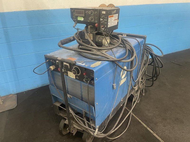 MILLER DELTAWELD MODEL #650 DC ARC WELDER WITH FEEDER; STOCK #76778