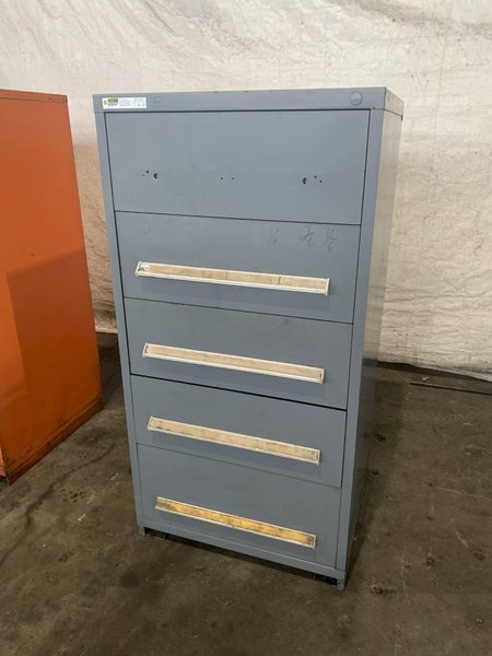 5-DRAWER STANLEY VIDMAR CABINET. STOCK # 0903524