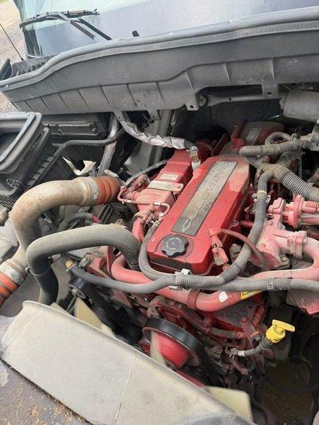 International 4300 Medium-Duty Straight Truck, 2018 – 24′ Box Truck, Cummins Diesel, Allison Automatic
