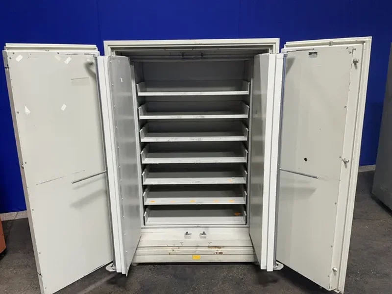 Schwab Safe Co/wright Line 16” X 32” X 55” Id Safe - A 581549