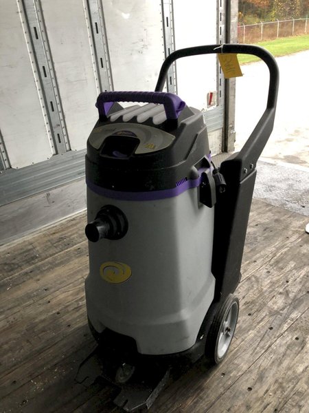 PROTEAM EMERSON MODEL PROGUARD 20 WET/DRY VACUUM : STOCK #13996