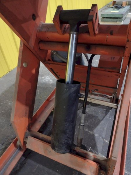 3,000 LBS X 32&quot; X 56&quot;  MODLE #L36-30-MOD PRESTO HYDRAULIC SCISSOR LIFT TABLE, SINGLE PHASE 110V: STOCK #19789