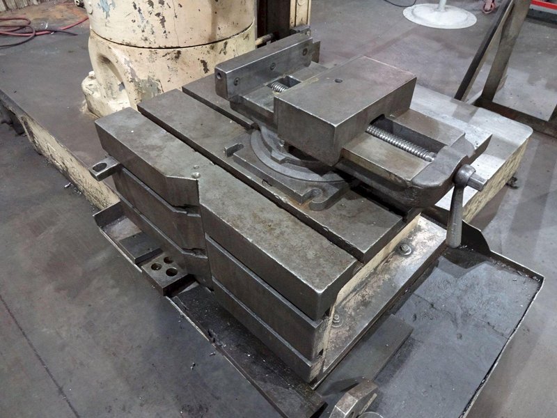 32' X 28' X 27' CARLTON UNIVERSAL DRILL TABLE: STOCK #58191
