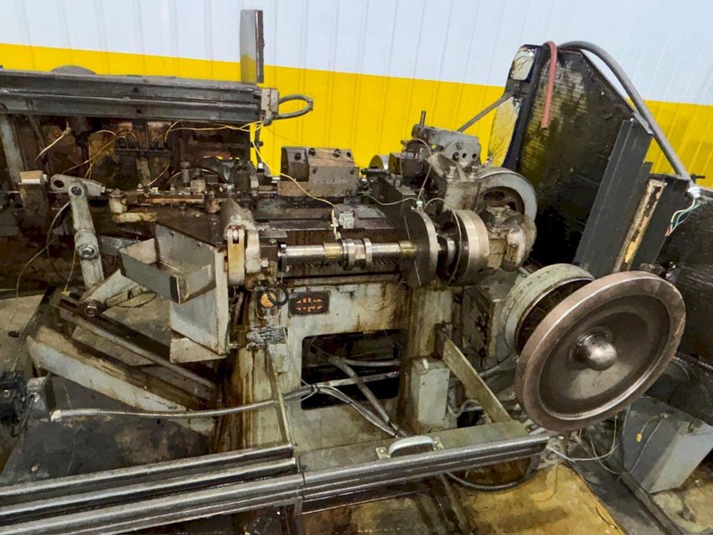 US BAIRD #28 WIRE &amp; STRIP FORMING MULTI-SLIDE MACHINE: YOBRO #24427