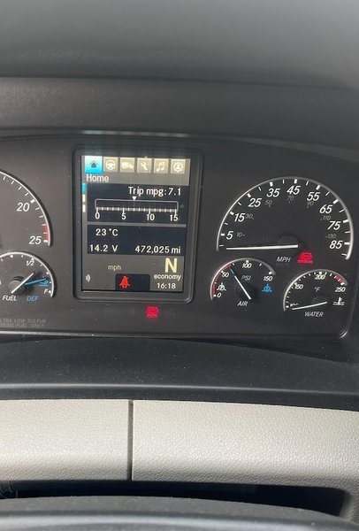 2021 Freightliner Cascadia 1FUJHHDR2MLML7306