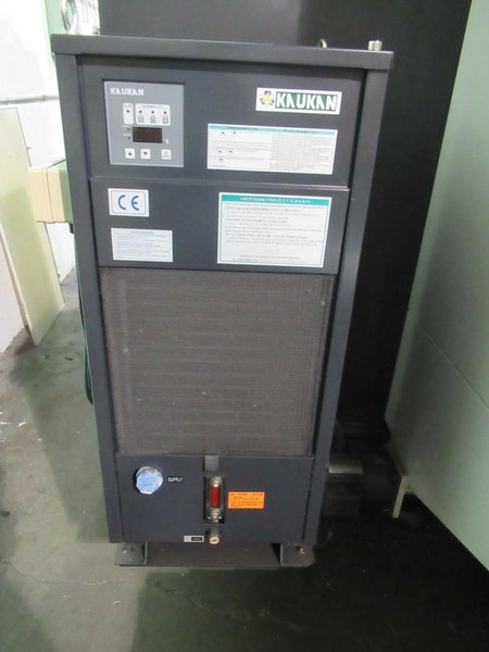 Doosan Mynx 6500/40 CNC Vertical Machining Center with Doosan-Fanuc i Series CNC Control,  30-ATC Thru Spindle Coolant, 12,000 RPM, CAT 40,- Auction Item