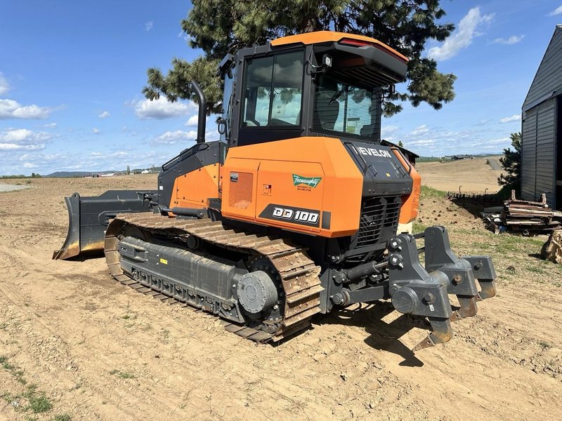 Develon DD100 Dozer, 2023 – Low Hours