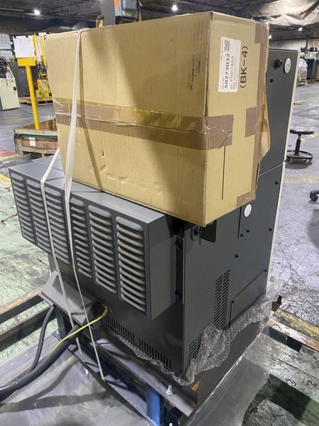 FANUC – R-2000iC/210F w/ R30iB PLUS Controls &amp; Leoni Dress Pack NEW