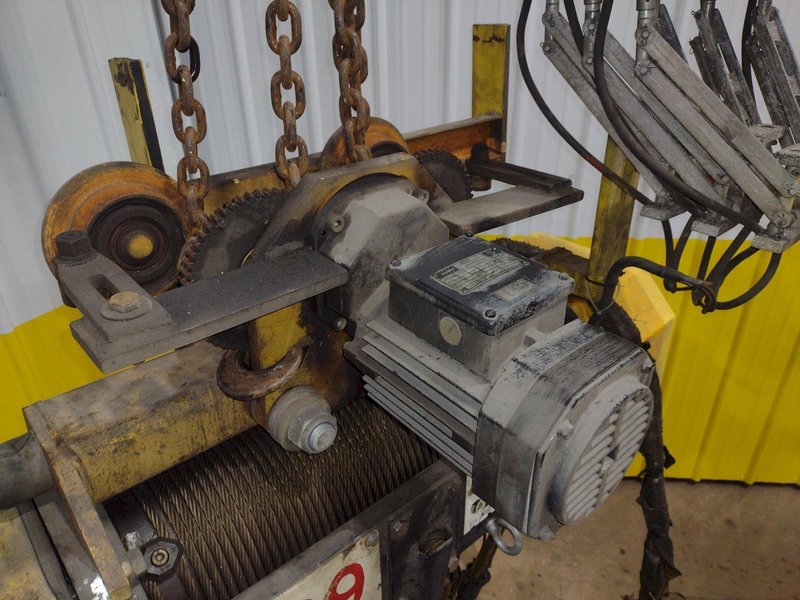 5 TON 10,000 LBS KONE MODEL #FEM 1AM POWER CABLE HOIST WITH TROLLEY: STOCK #18668