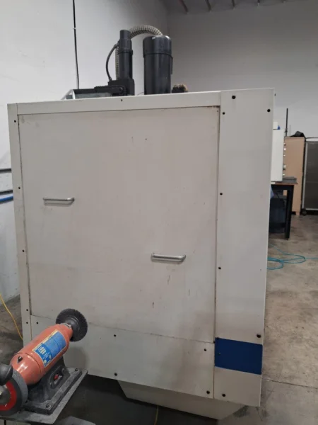 1987 Fadal VMC-40 904-1 CNC Vertical Machining Center 22"x16"x20" 7,500 RPM 20 ATC Calmotion USB $9,900 FOB San Jacinto, CA
