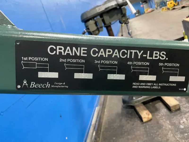 BEECH DESIGN &amp; MANUFACTURING 1000 LBS SHOP CRANE  -  B-1000