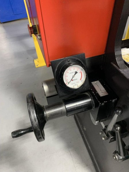 35 Ton x 4′ Amada RG-35S Hydraulic Press Brake, 1993